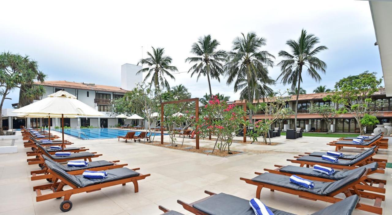 Goldi Sands Hotel Negombo Bagian luar foto