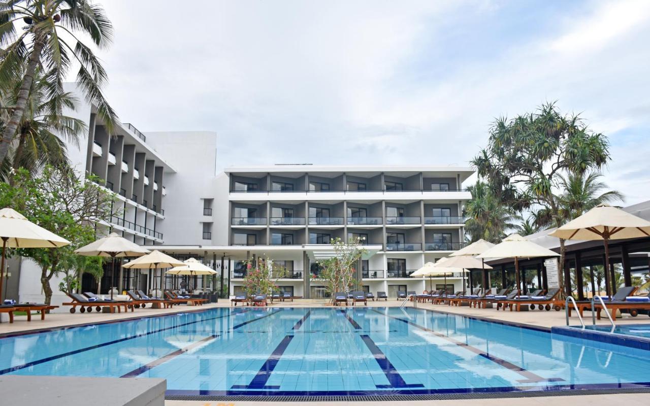 Goldi Sands Hotel Negombo Bagian luar foto
