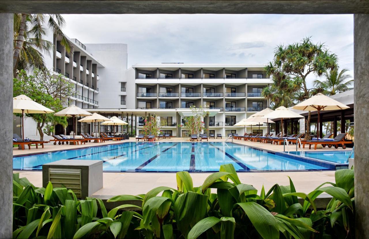Goldi Sands Hotel Negombo Bagian luar foto